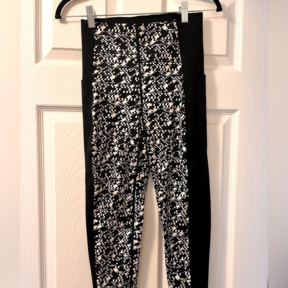 Sweaty Betty Power leggings with pockets, size S/4